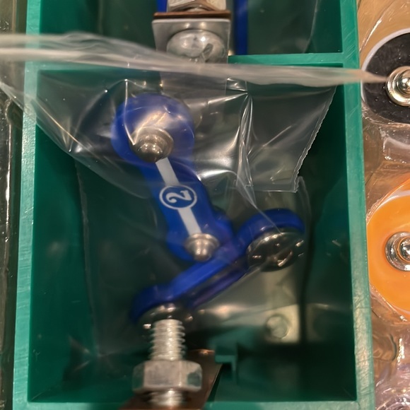 Snap circuits green alternative energy electronics exploration kit stem projects - Picture 12 of 16